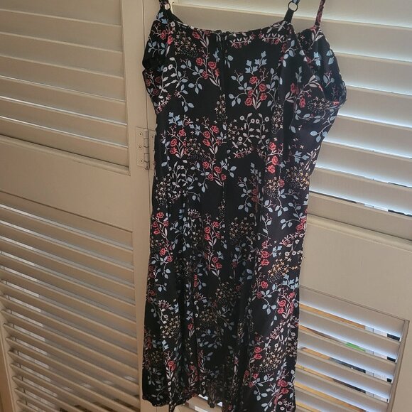 Forever 21 Women's Floral Summer Dress Knee-Length (Small) - Picture 4 of 4